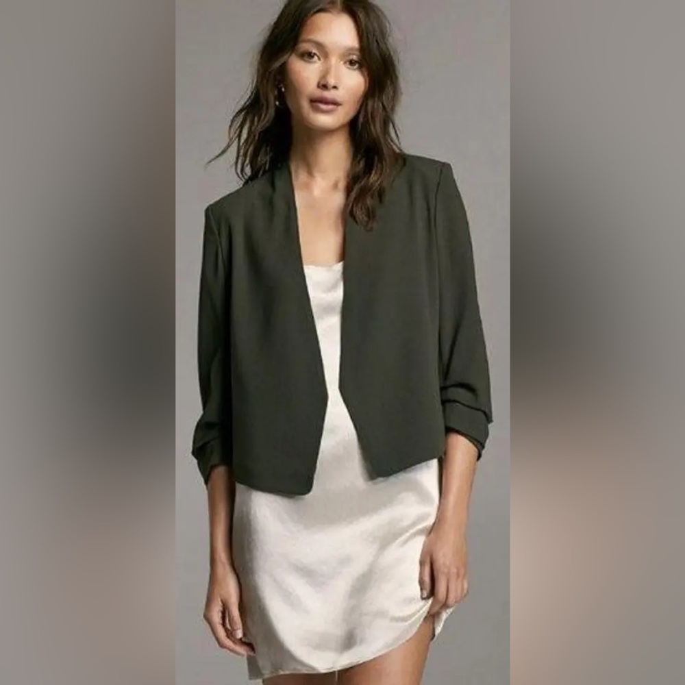 Aritzia Babaton Green Power Blazer in Size 00